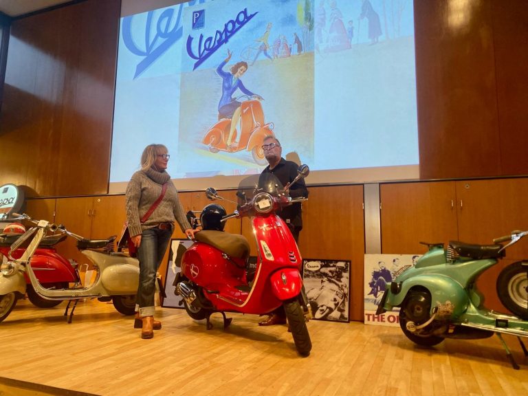 Vespa 80 anni