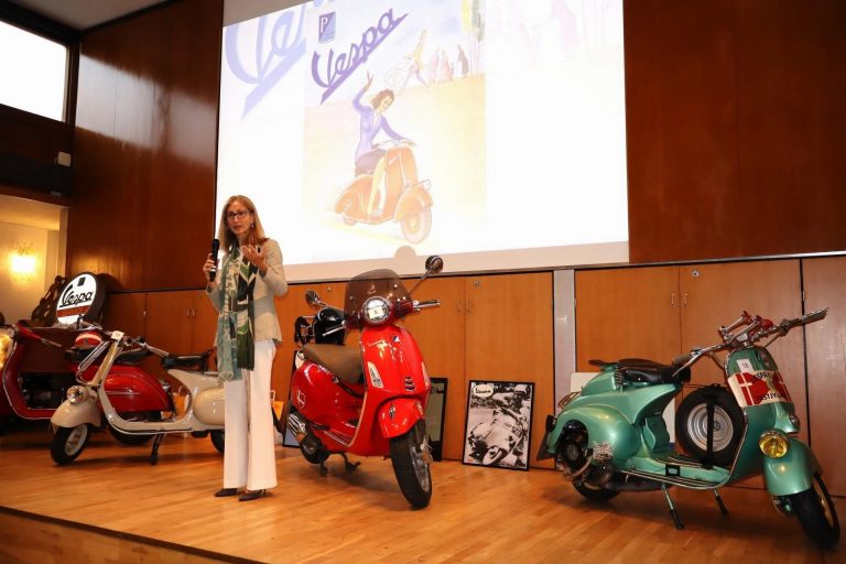 Vespa 80 anni